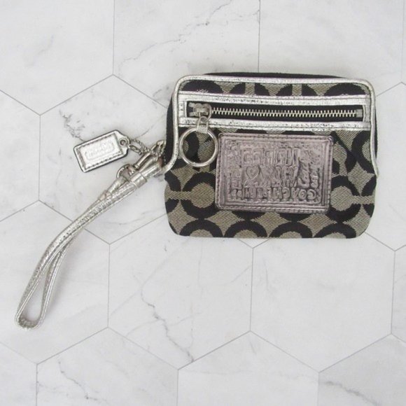 JUNE OFFER | 5 FOR $65 COACH RESELLER MYSTERY BOX - Picture 5 of 6